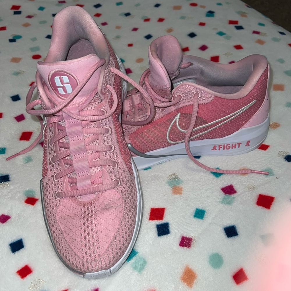 Sabrina “ Fight Cancer “ baskteball shoe